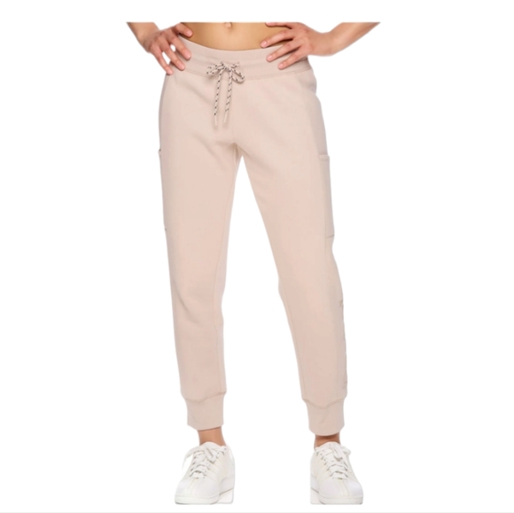 Reebok Women's Super Soft Fleece Gravity Jogger with Pocket - Picture 2 of 7